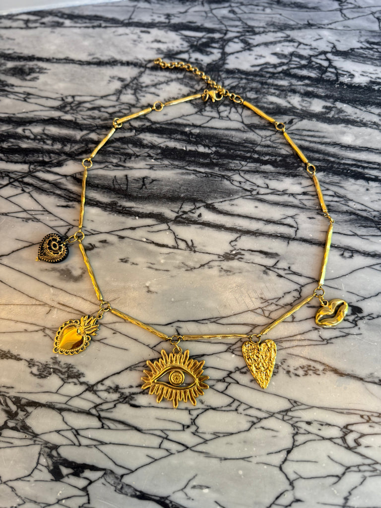 Collier Talisman Œil et Cœurs Sacrés