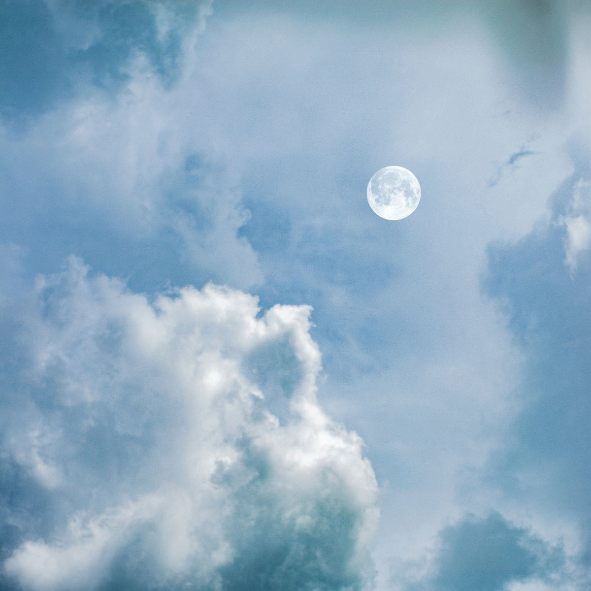 Pleine Lune du 7 mars 2023 dans le signe astrologique de la vierge