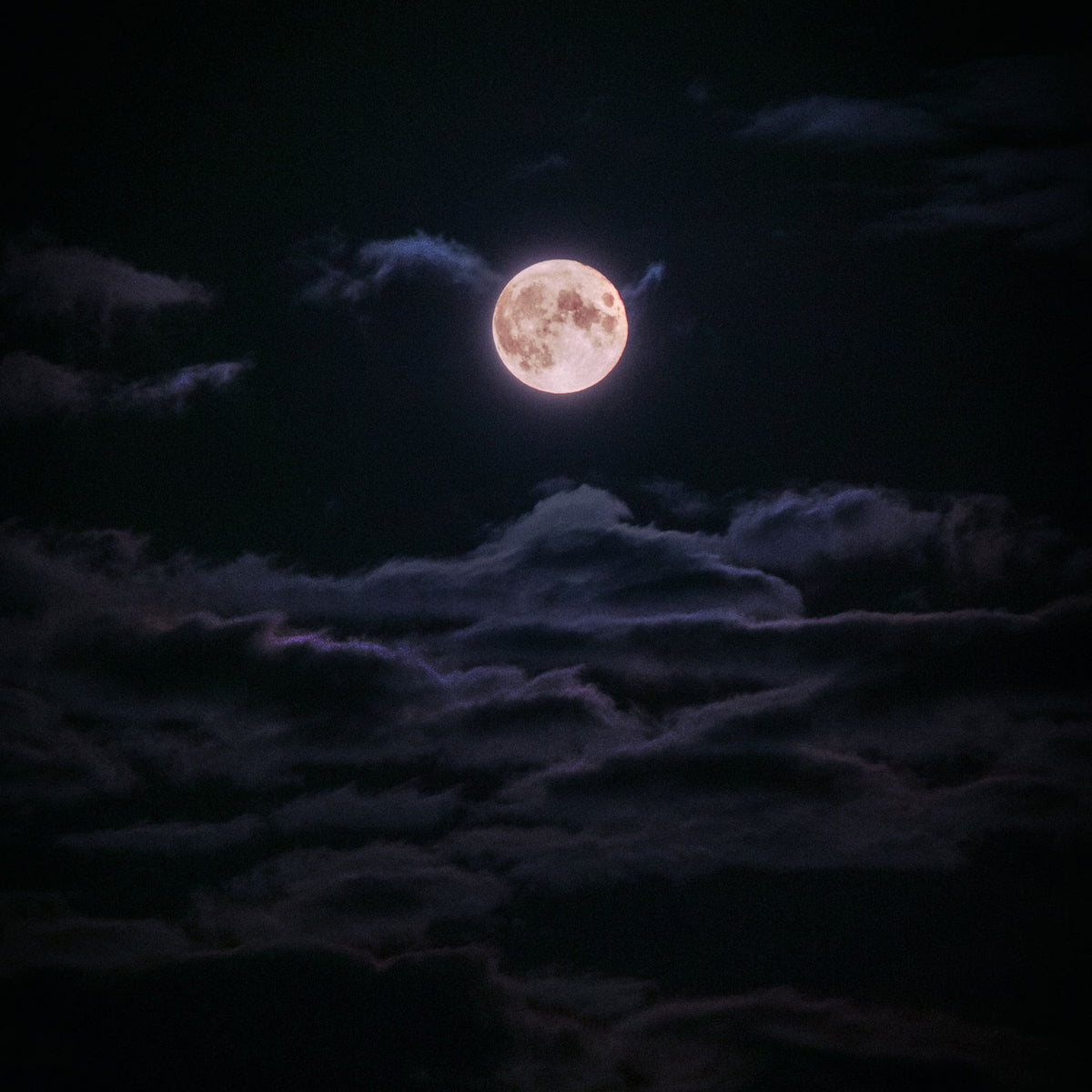 Pleine lune du 9 octobre 2022 dans le signe astrologique du Bélier
