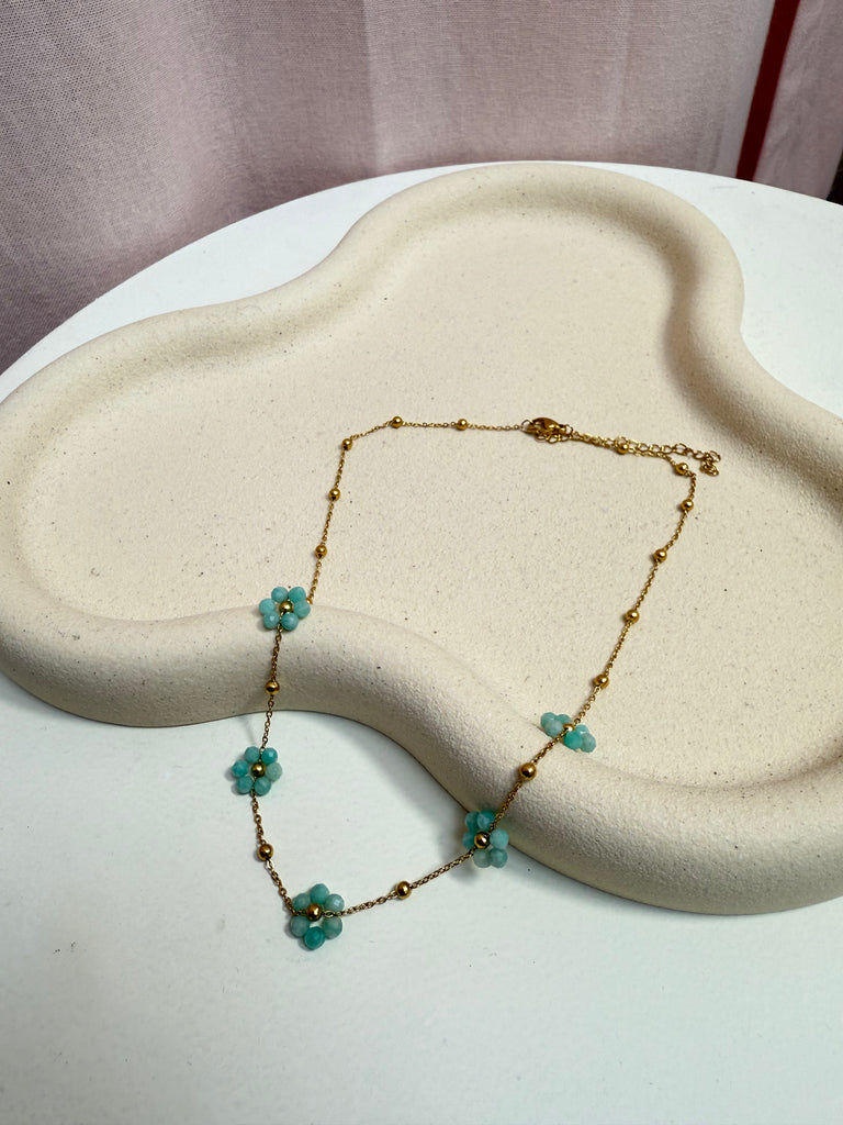 🌸 Colliers Douceur Florale en Quartz Rose ou Calcédoine Bleue