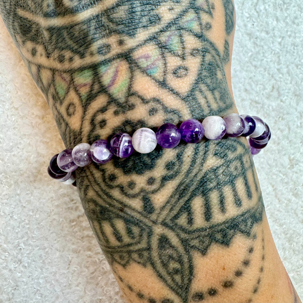 Amethyst bracelet ✦ Serenity, purification, letting go