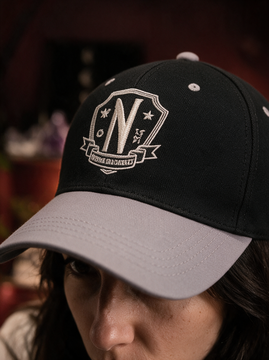 Casquette Nevermore Academy gris - Wednesday