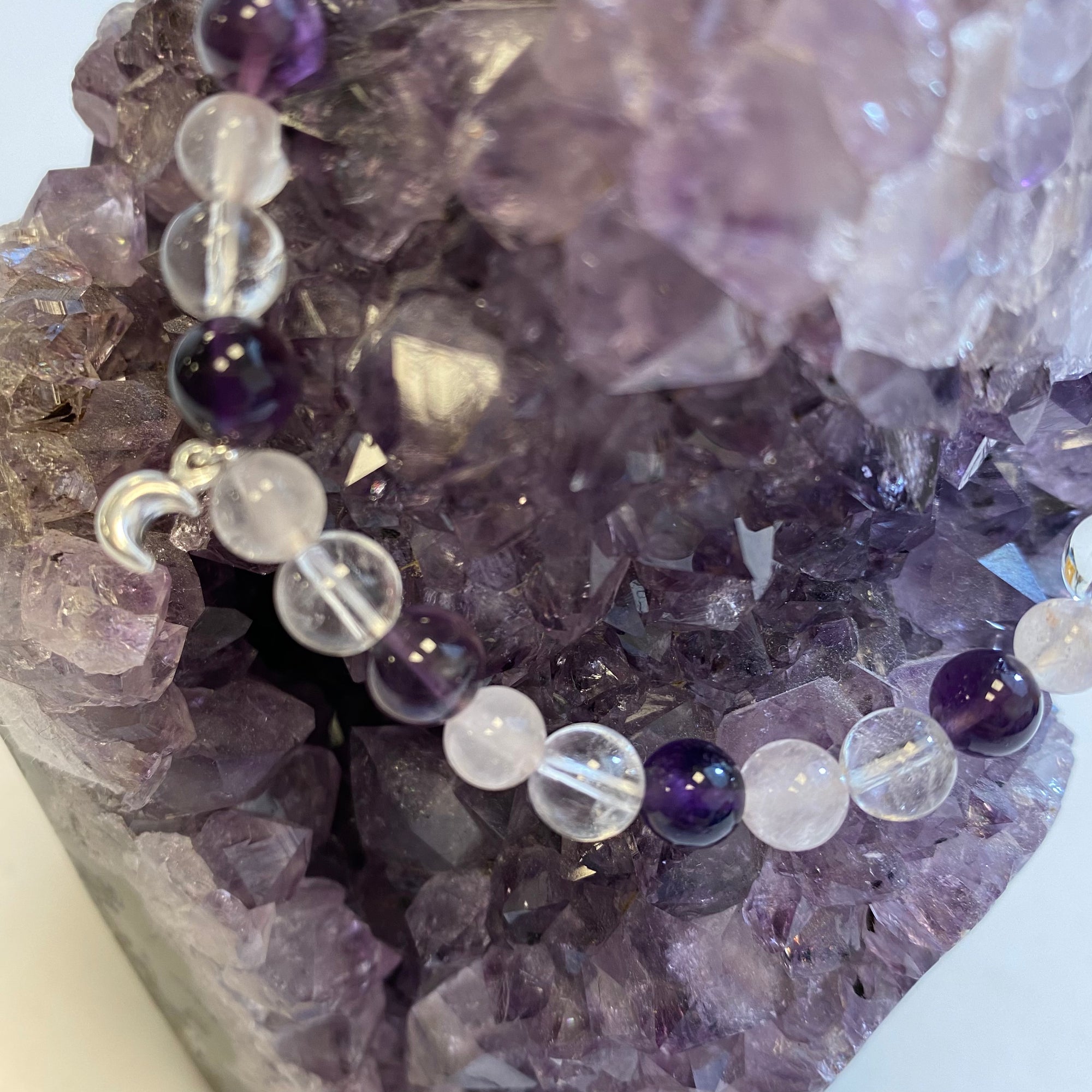 Bracelets of intentions by Carole Smile to let go &amp; open up to love